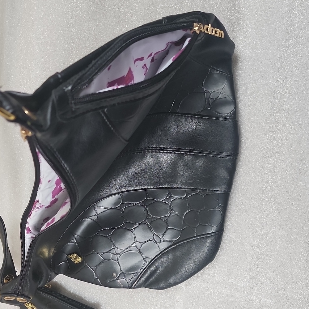 Volcom Purse - Picture 4 of 4